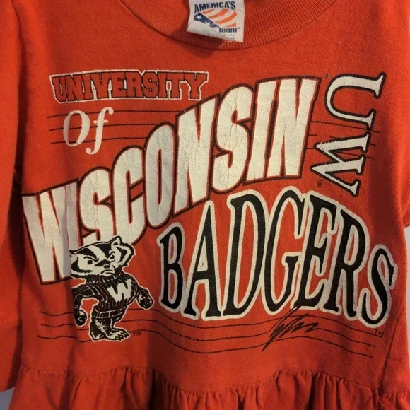 🤗 Wisconsin Badgers Dress 🤗 - Picture 2 of 5